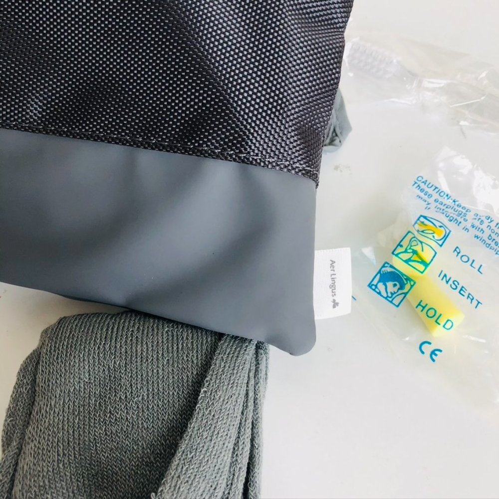 Aer Lingus Travel Business Amenity Kit - Picture 3 of 4